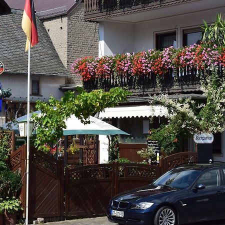 Marktstuebchen An Der Schoenen Loreley Bornich Extérieur photo