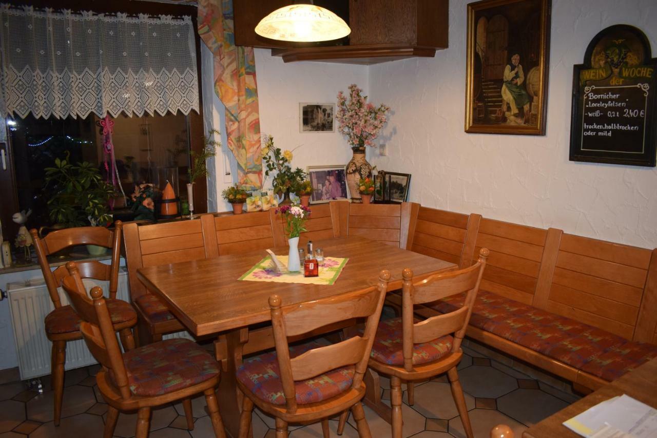 Marktstuebchen An Der Schoenen Loreley Bornich Extérieur photo