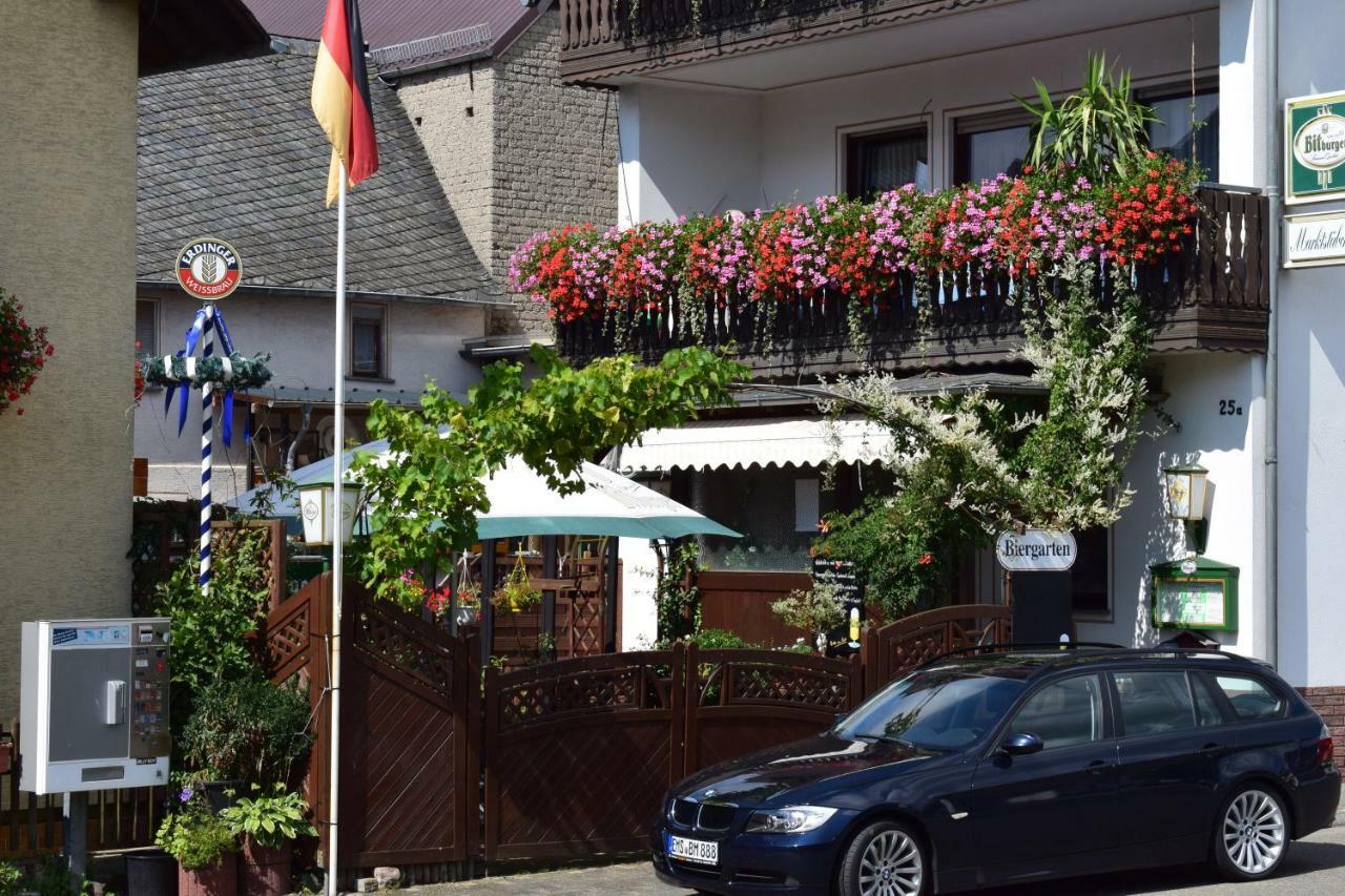 Marktstuebchen An Der Schoenen Loreley Bornich Extérieur photo